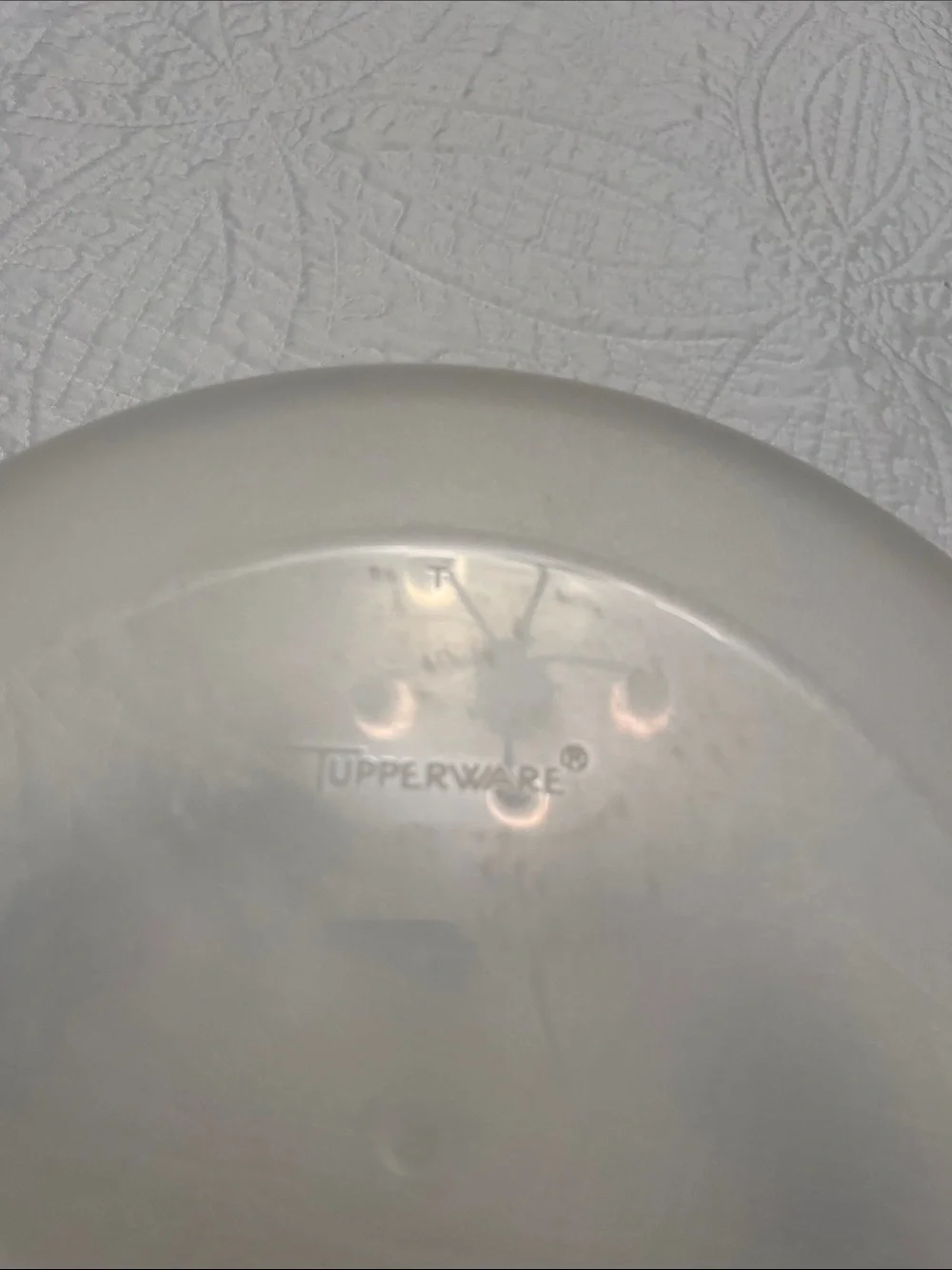 Tupperware Dome Replacement Lid “T”